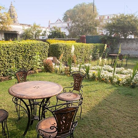 مبيت وإفطار فاراناسي Panchkote Raj Ganges المظهر الخارجي الصورة